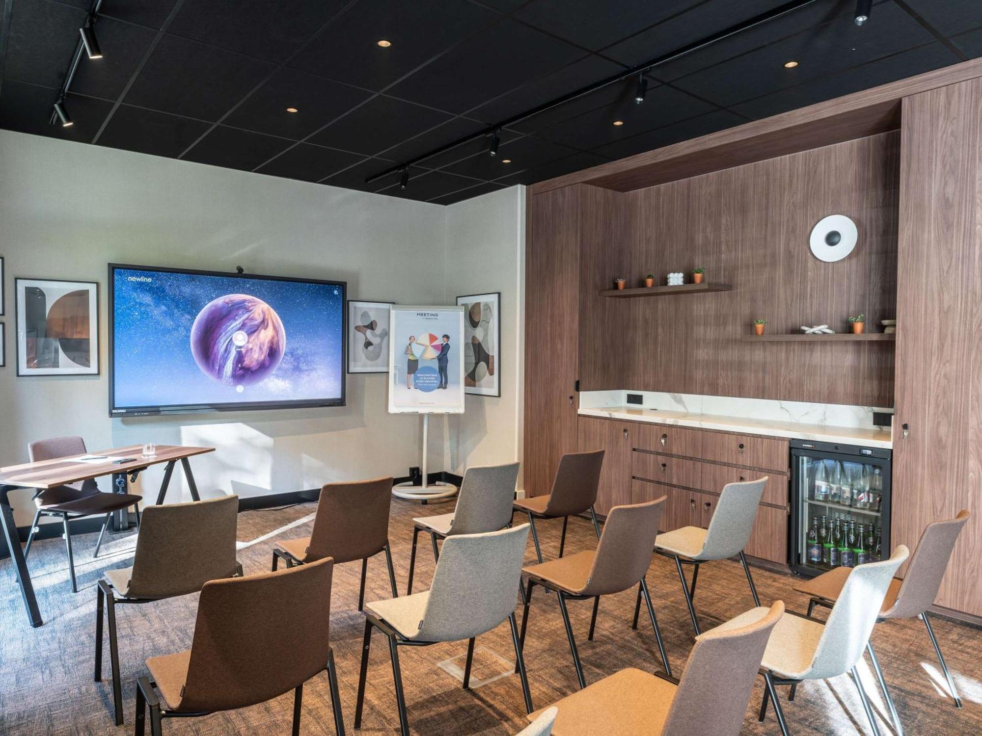 Novotel Nantes Centre Bord de Loire Extérieur photo
