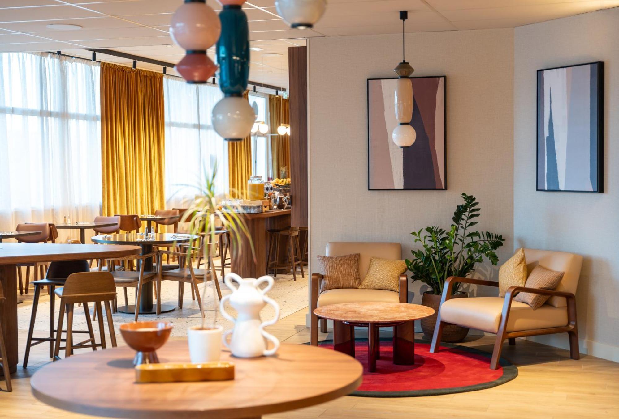 Novotel Nantes Centre Bord de Loire Extérieur photo
