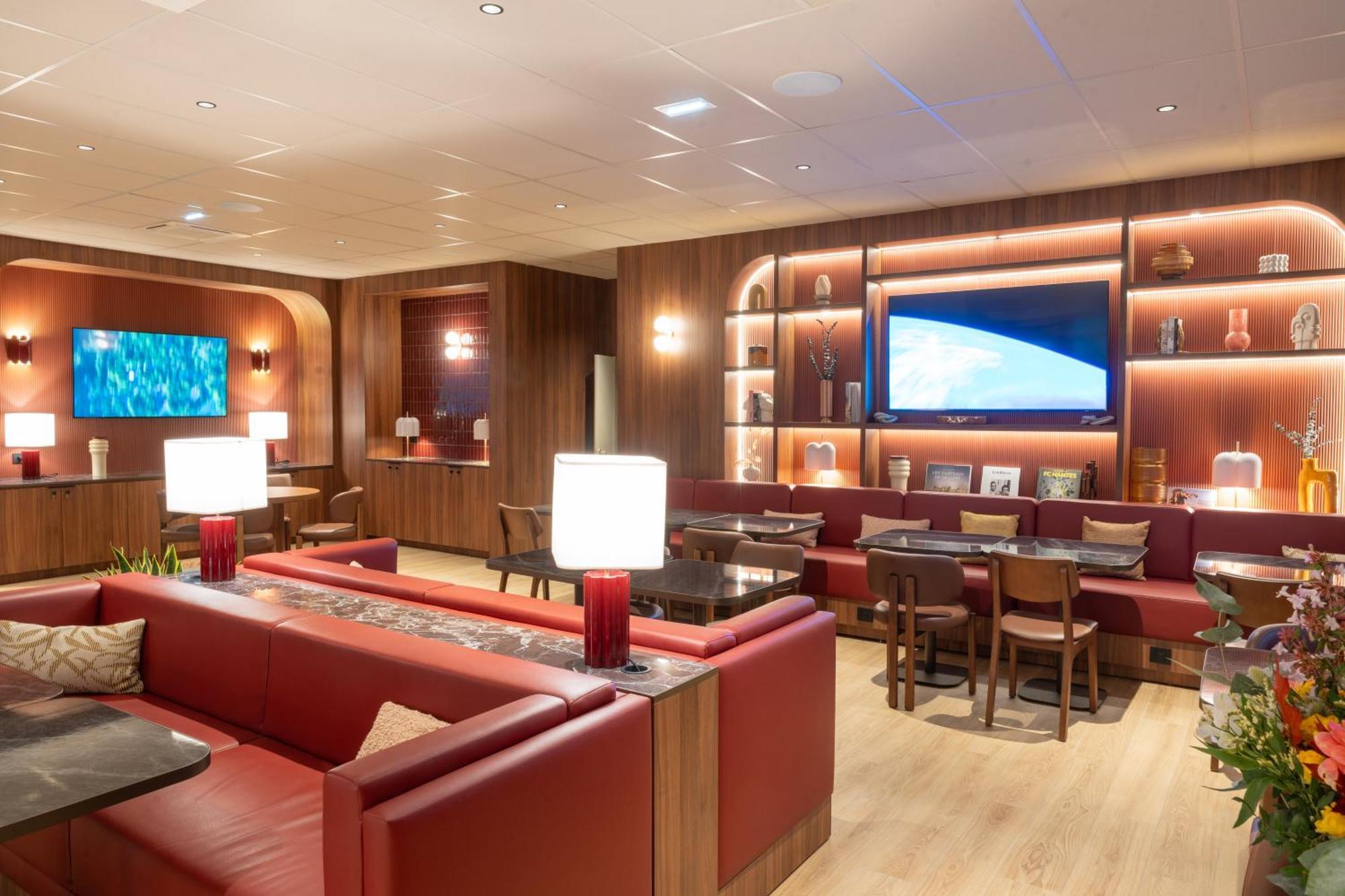 Novotel Nantes Centre Bord de Loire Extérieur photo